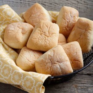 A package of Ukrop's Signature White House Rolls.